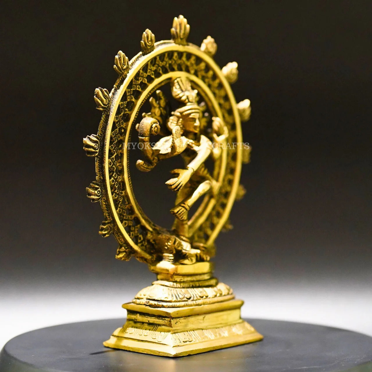 Brass Nataraja Idol - Divine Expression of Cosmic Energy and Harmony Mytrendzcart