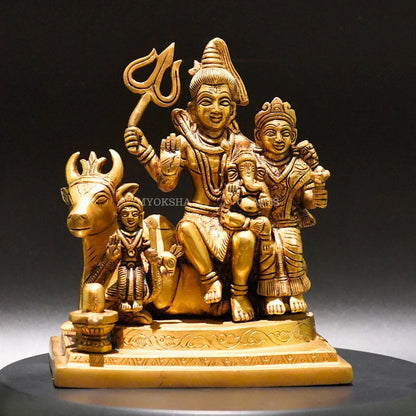 Brass Shiva Family Statue - Divine Harmony of Lord Shiva, Parvati, and Ganesha Mytrendzcart