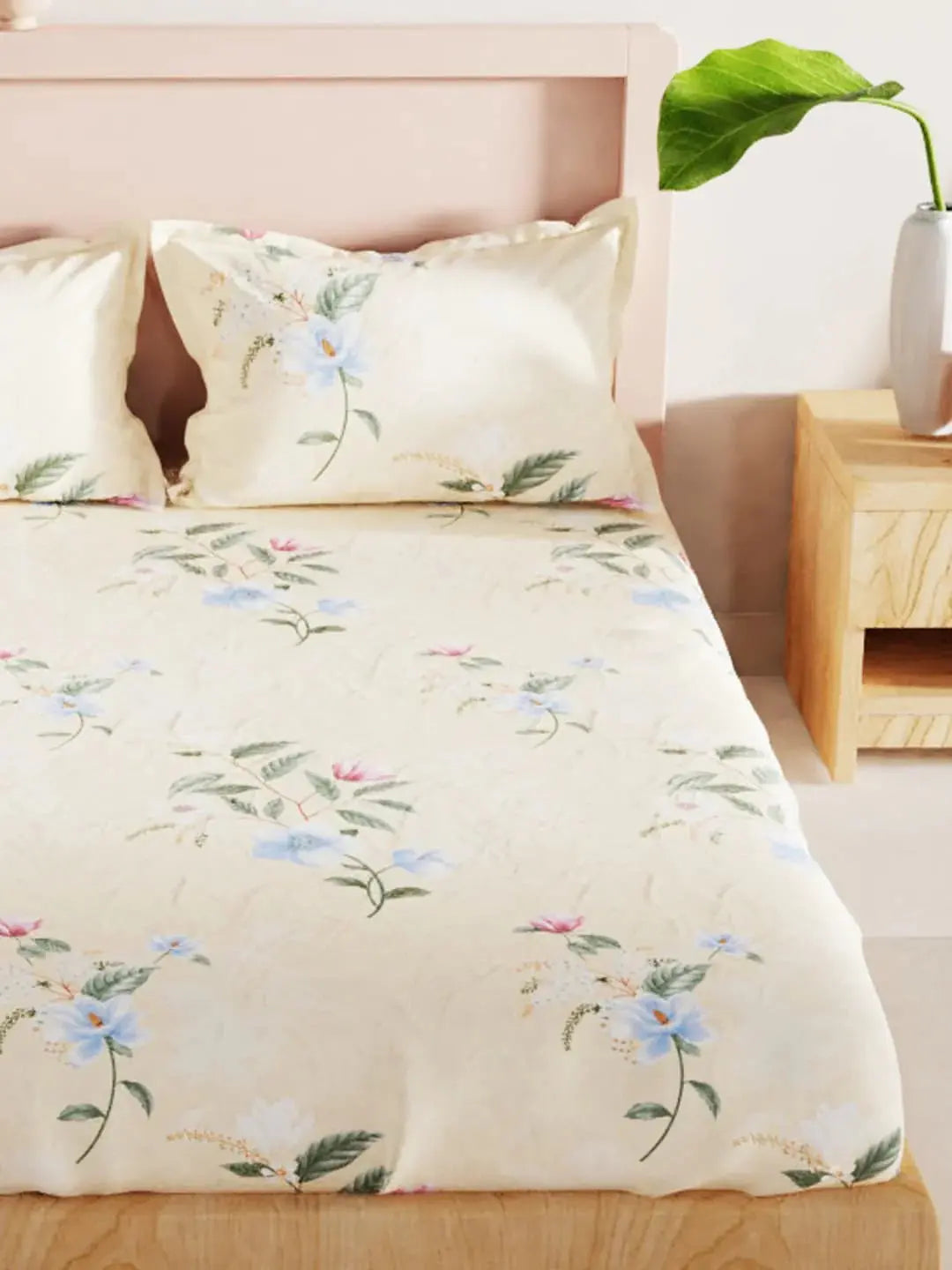 BIANCA Yellow & Blue Floral 186 TC King Bedsheet with 2 Pillow Covers -Double King - Mytrendzcart