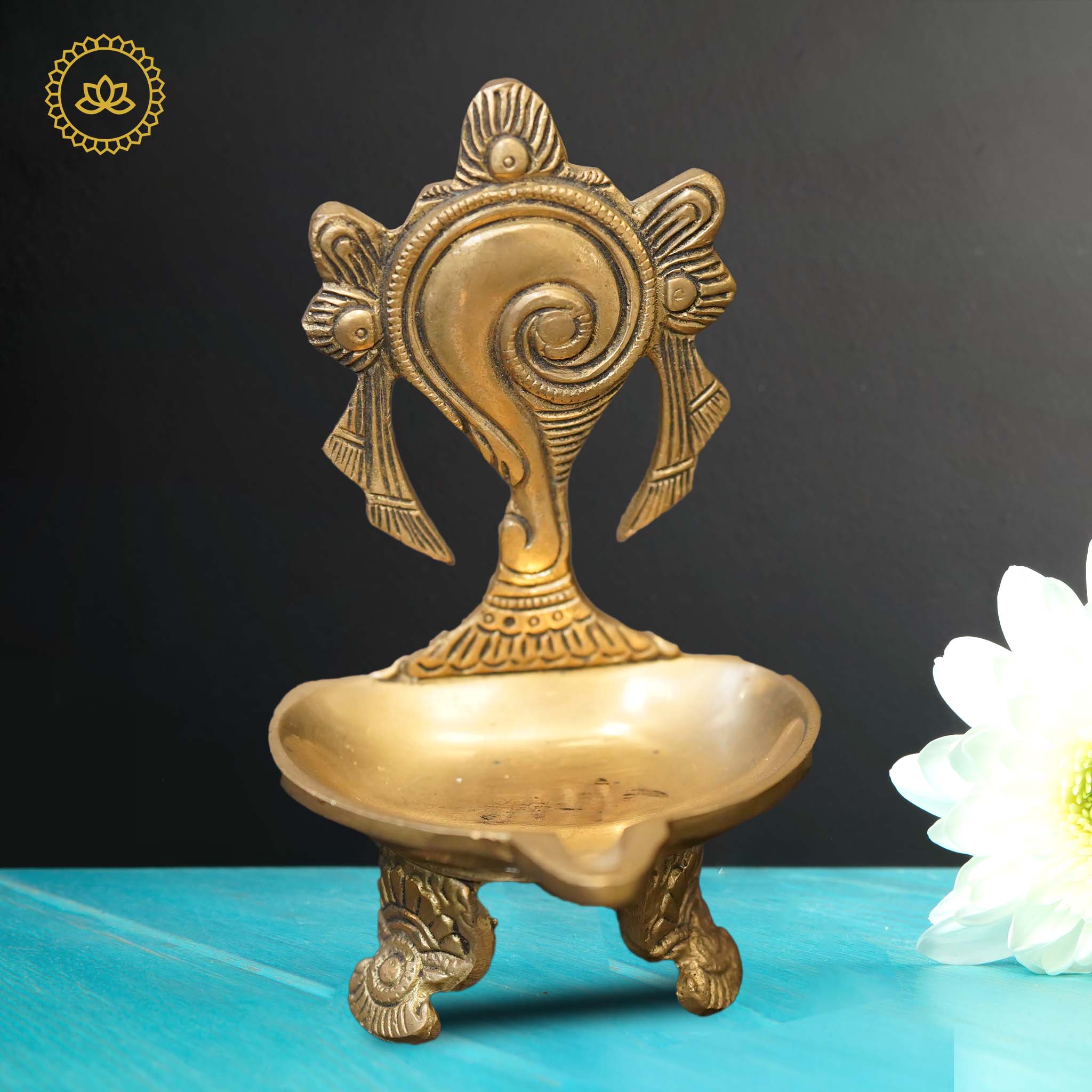 Brass Shankh Diya - Mytrendzcart