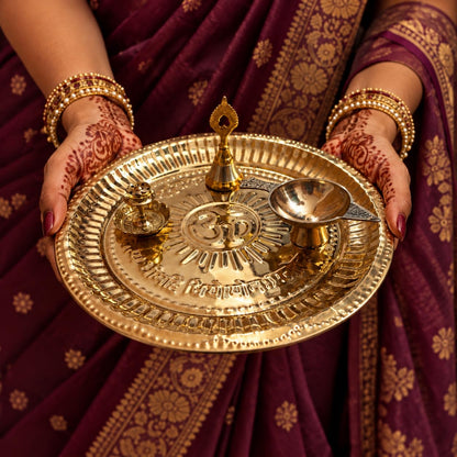 Diwali Pooja Gift Box, 12 Essentials (Brass Thali, Idols, Diya)